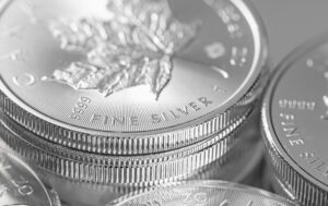 Silver Mutual Funds vs Silver ETF: Which is Better?